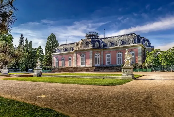 جشن نور در کاخ بنرات ۲۰۲۴: بلیتها و همه اطلاعات 51 جشن نور در کاخ بنرات ۲۰۲۴: بلیتها و همه اطلاعات