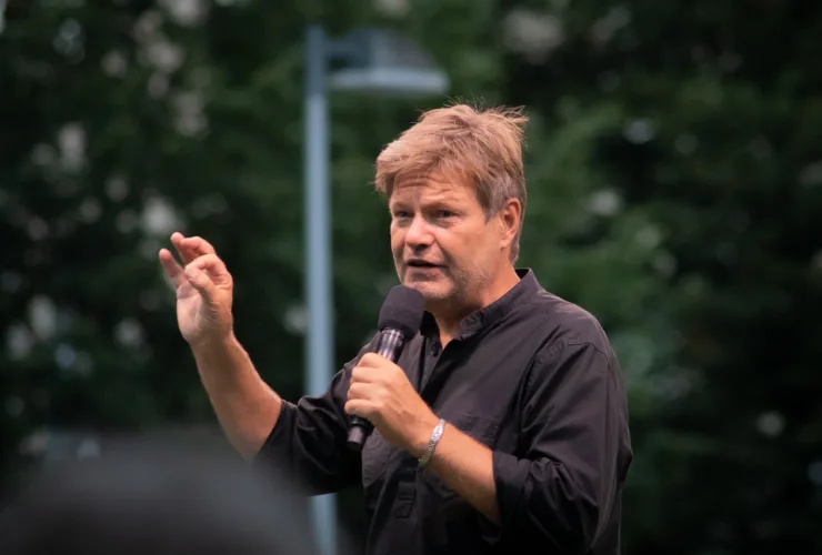 مخالفت حزب SPD با پیشنهاد وزیر اقتصاد آلمان برای تعلیق قانون زنجیره تامین 37 مخالفت حزب SPD با پیشنهاد وزیر اقتصاد آلمان برای تعلیق قانون زنجیره تامین