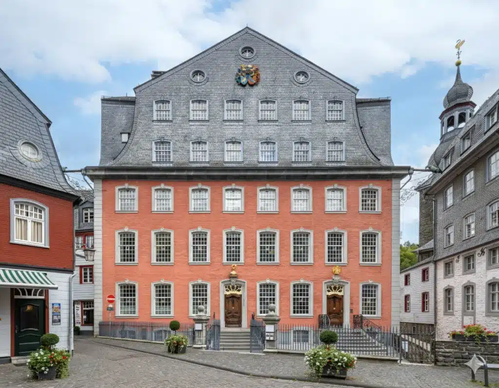 خانه‌ی قرمز - جاهای دیدنی آلمان